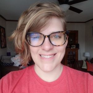 Meet your Posher, Sarah